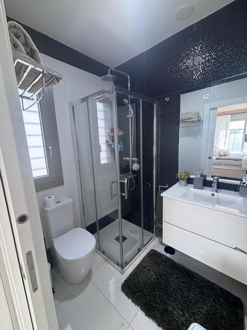 5 bedroom Villa for sale