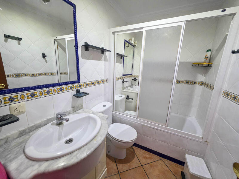 2 Cuarto Adosado en venta