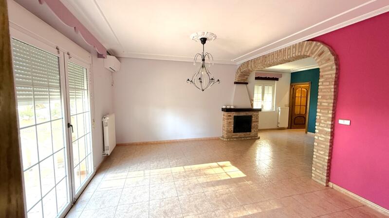 4 Cuarto Villa en venta