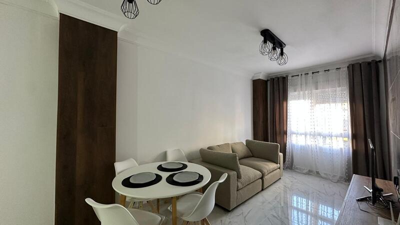2 slaapkamer Appartement Te koop