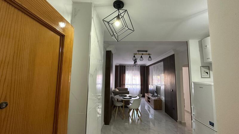 2 slaapkamer Appartement Te koop