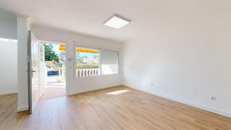 2 Cuarto Villa en venta