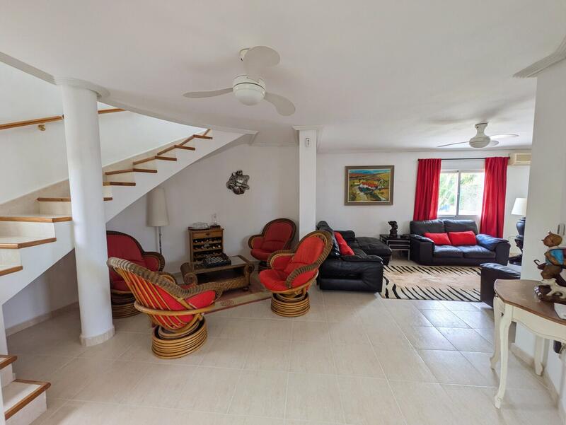 4 bedroom Villa for sale