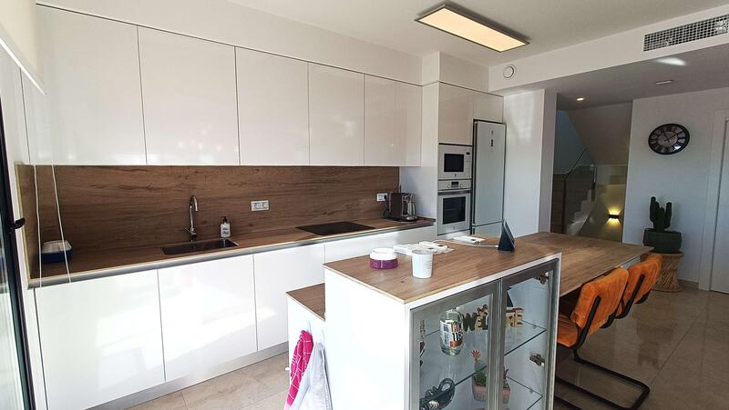 3 Cuarto Villa en venta