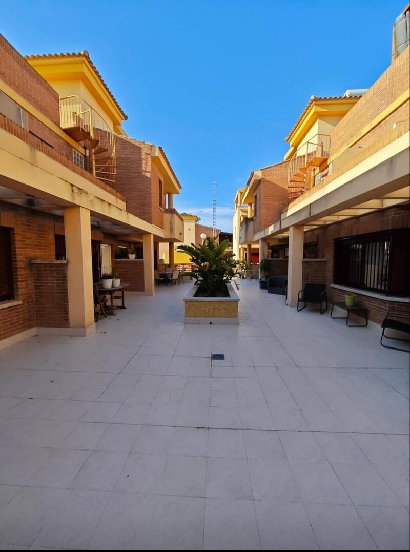 2 chambre Duplex à vendre
