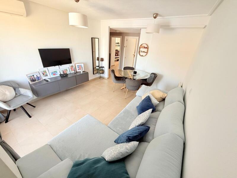 2 bedroom Apartment for sale