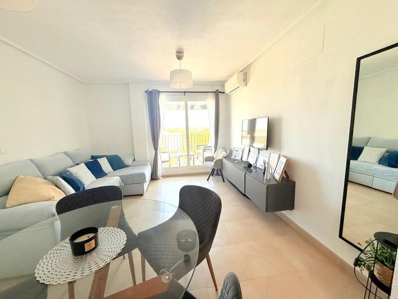 2 bedroom Apartment for sale