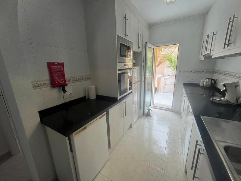 2 bedroom Townhouse for sale