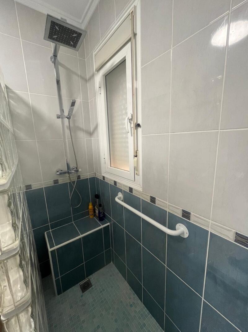 2 bedroom Townhouse for sale