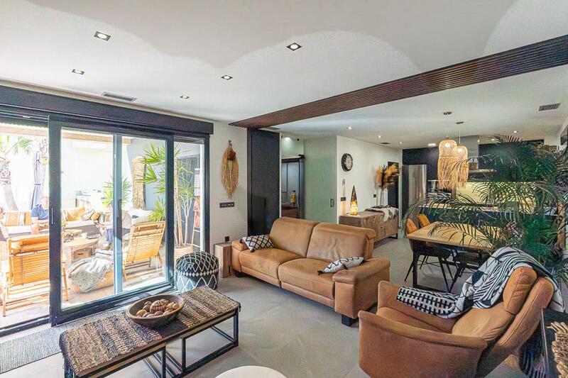 4 bedroom Villa for sale