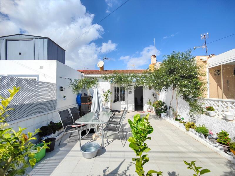 Townhouse for sale in Torrevieja, Alicante