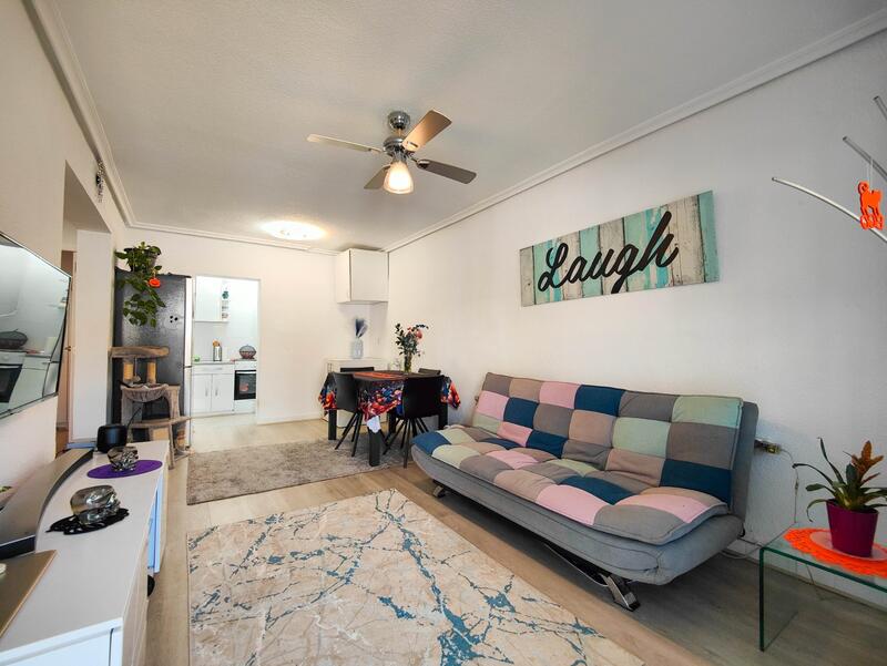 2 bedroom Townhouse for sale