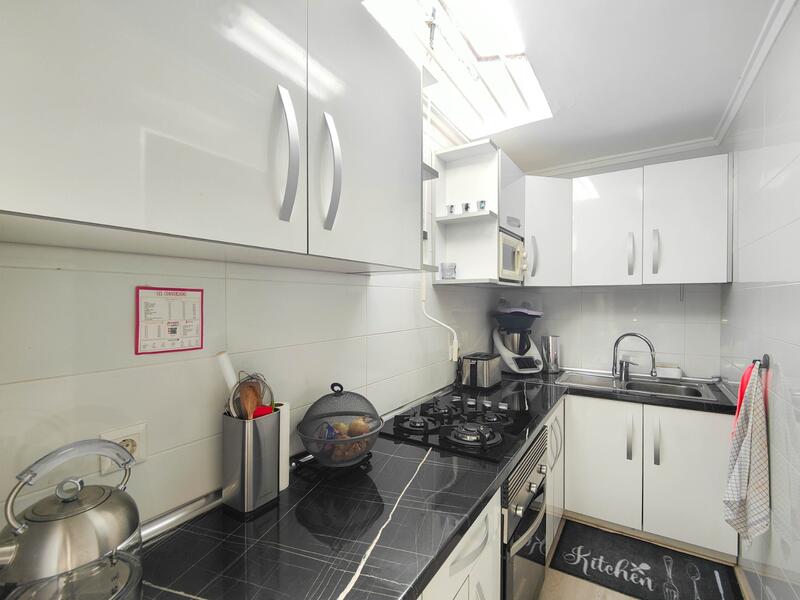 2 bedroom Townhouse for sale