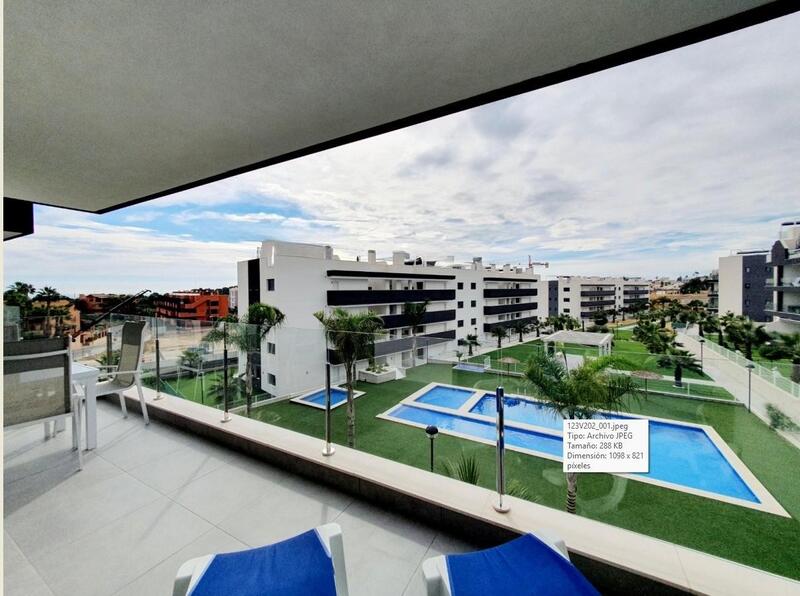 2 bedroom Apartment for sale