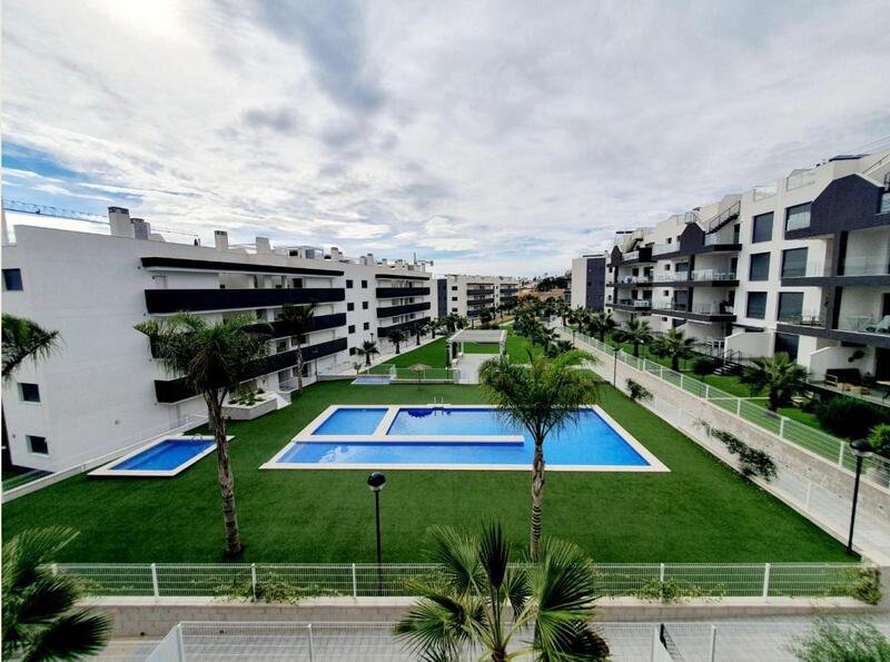 2 bedroom Apartment for sale