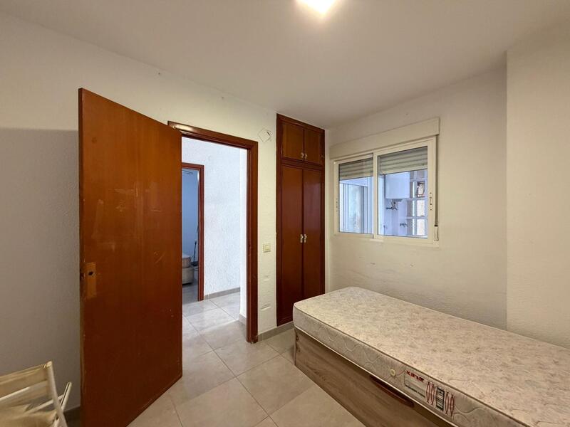 4 bedroom Apartment for sale