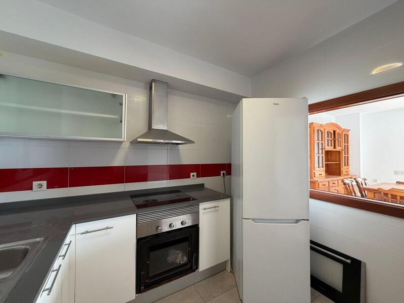 4 bedroom Apartment for sale