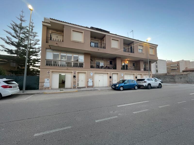 Villa for sale in Almoradí, Alicante