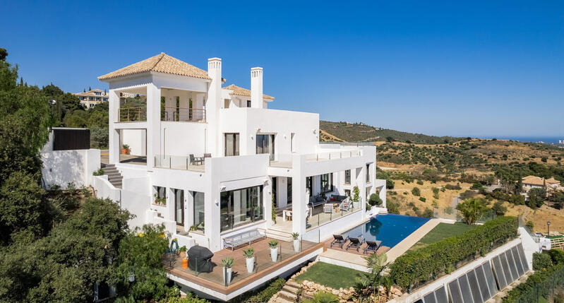 5 bedroom Villa for sale