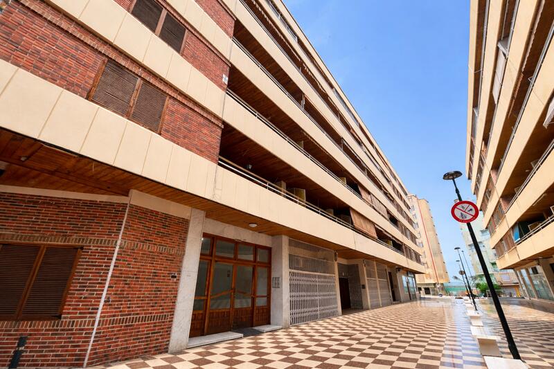 Appartement zu verkaufen in Torrevieja, Alicante