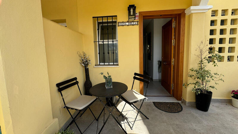 3 bedroom Townhouse for sale