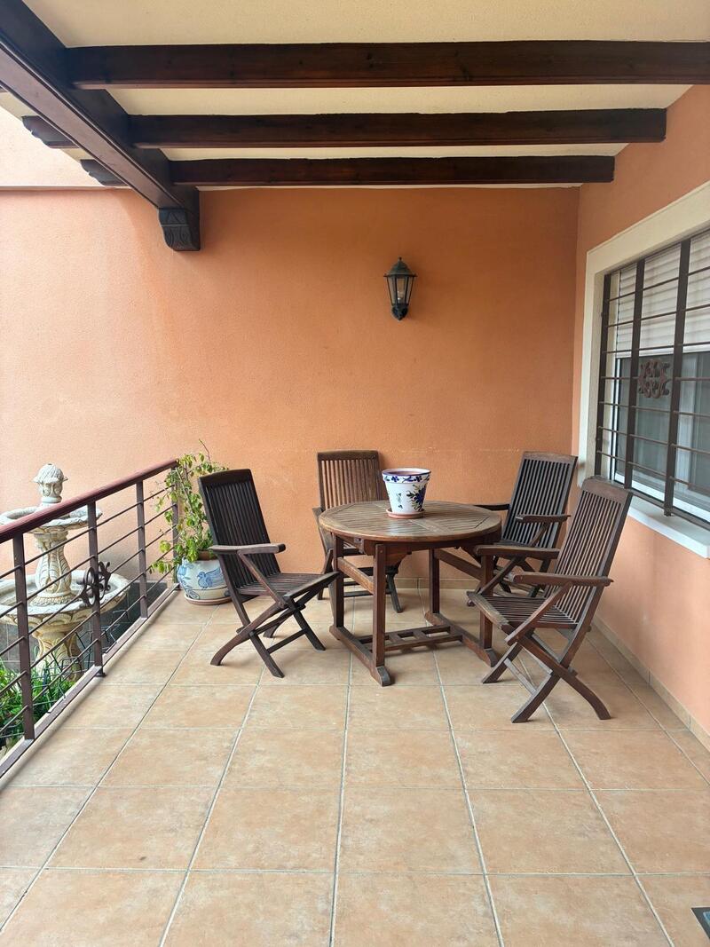 3 bedroom Townhouse for sale