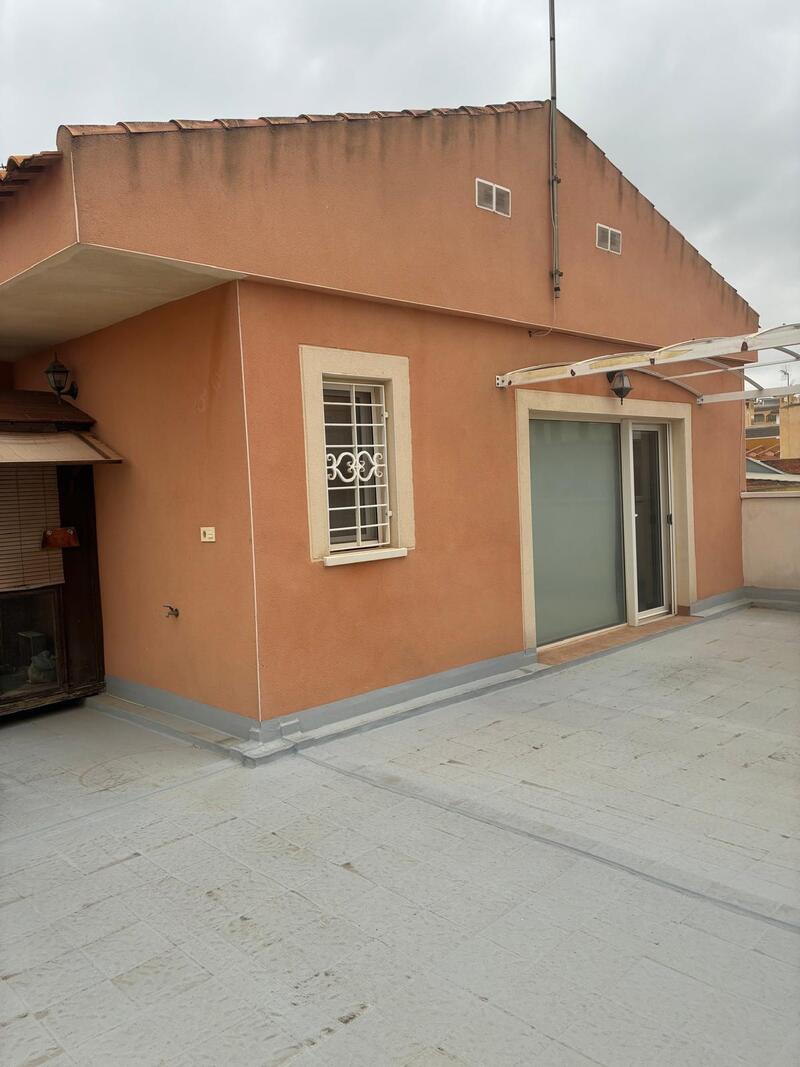 3 bedroom Townhouse for sale