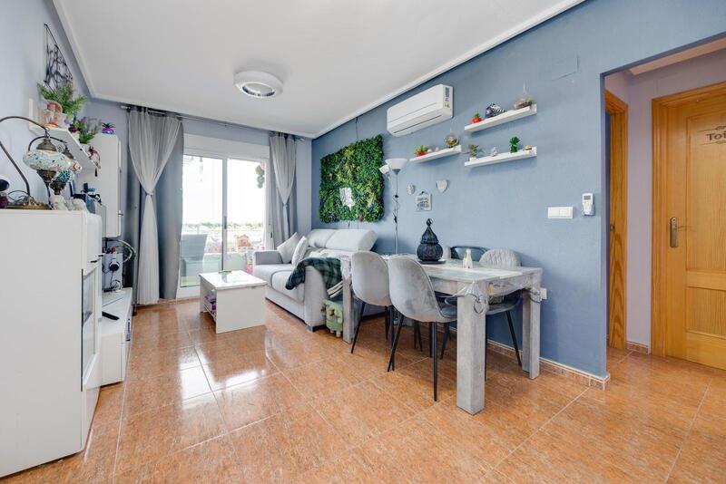 2 slaapkamer Appartement Te koop