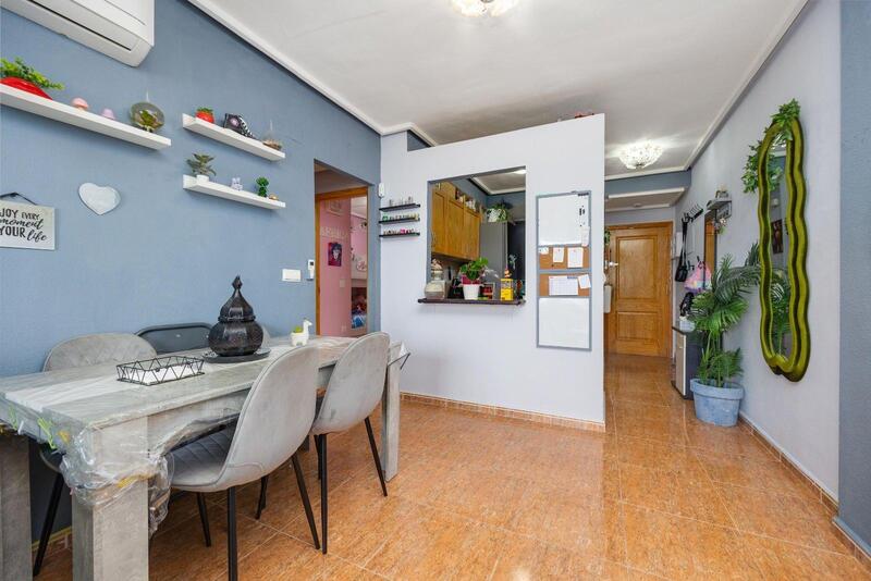 2 slaapkamer Appartement Te koop