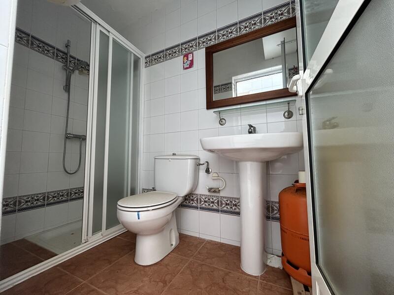 4 bedroom Townhouse for sale