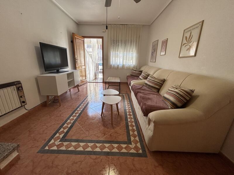 4 bedroom Townhouse for sale