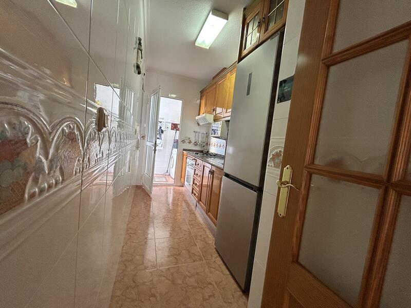 4 bedroom Townhouse for sale
