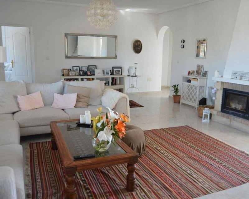 7 bedroom Villa for sale