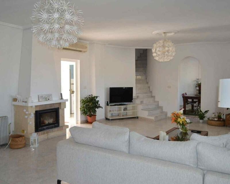 7 bedroom Villa for sale