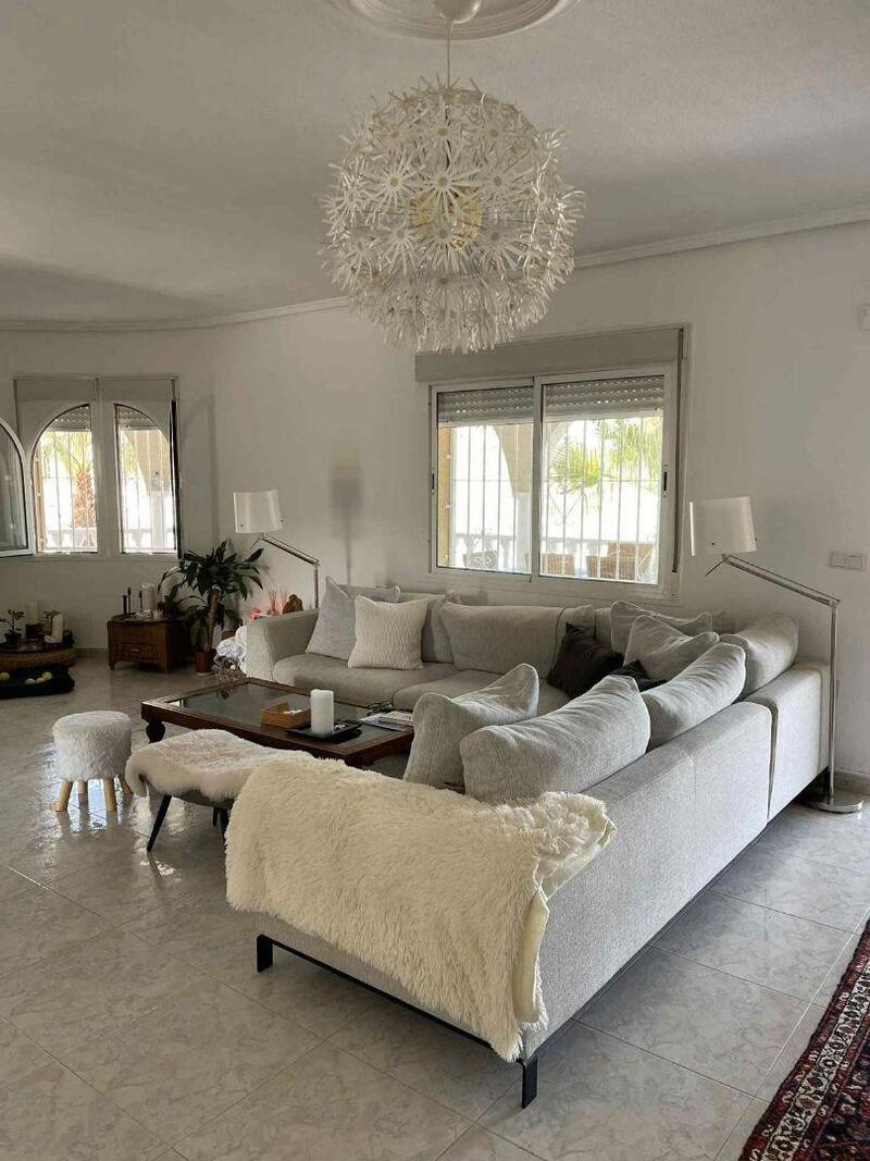 7 bedroom Villa for sale