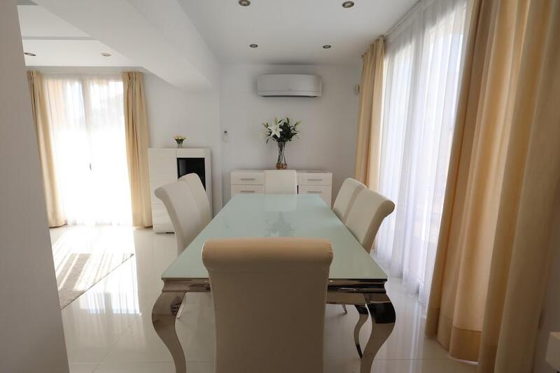 4 bedroom Villa for sale