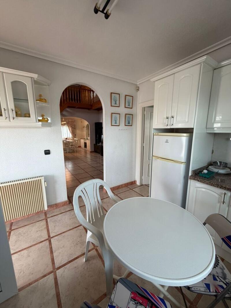 5 bedroom Villa for sale