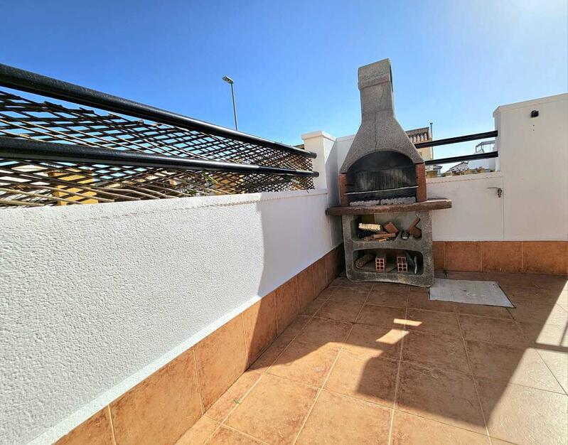 3 bedroom Townhouse for sale