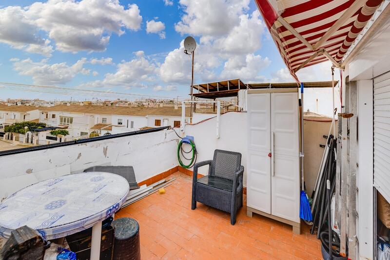 3 bedroom Townhouse for sale