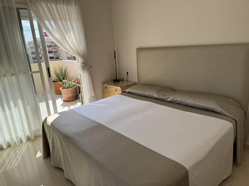 4 bedroom Apartment for sale
