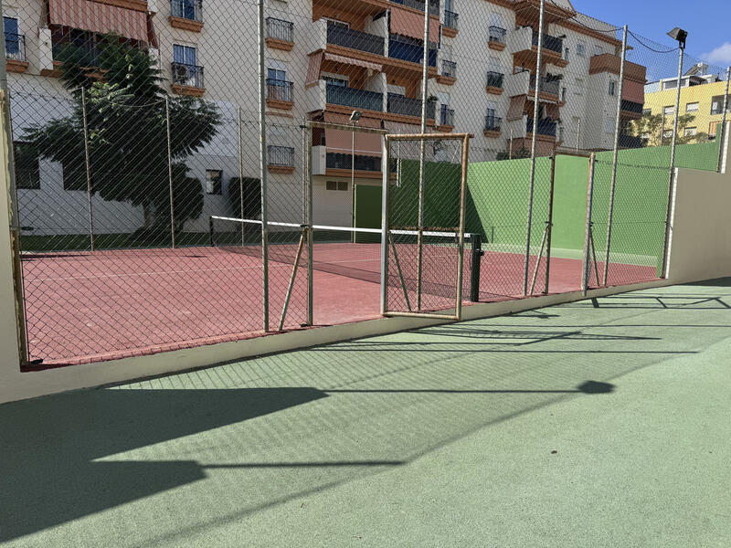 4 bedroom Apartment for sale