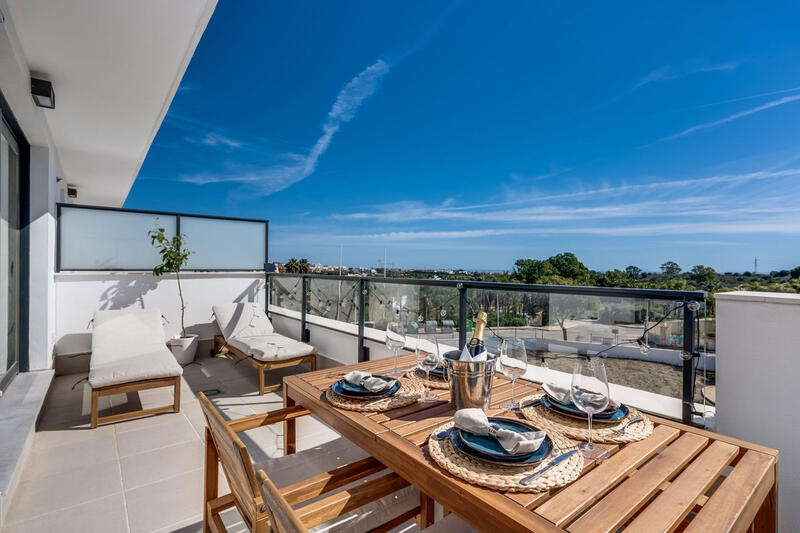 Apartment for sale in Selwo, Málaga