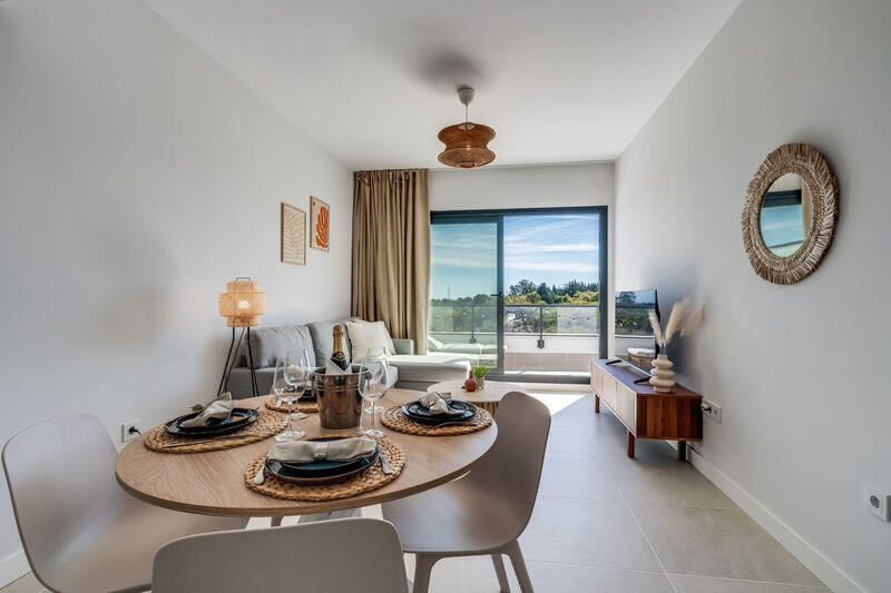 1 bedroom Apartment for sale