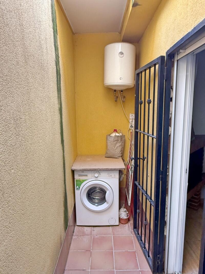 2 bedroom Townhouse for sale