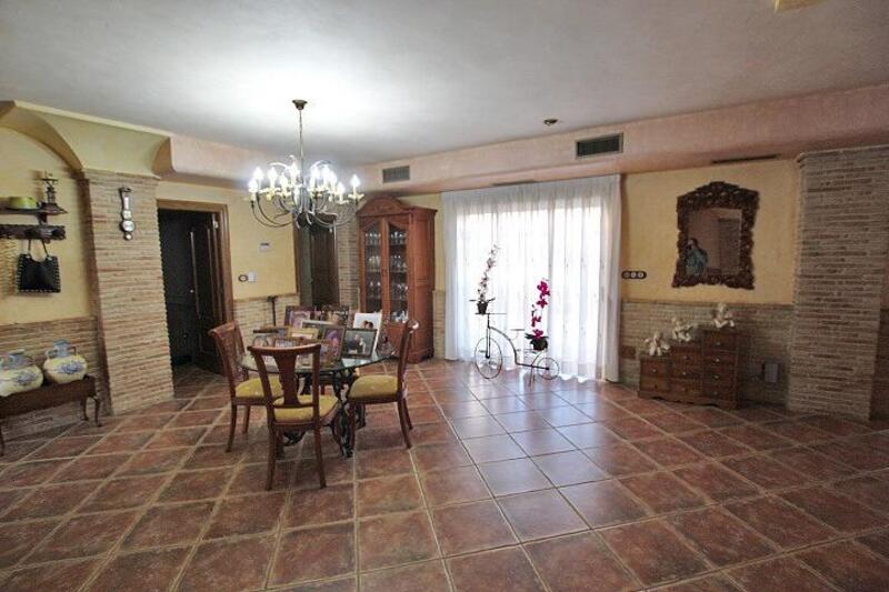 6 chambre Villa à vendre
