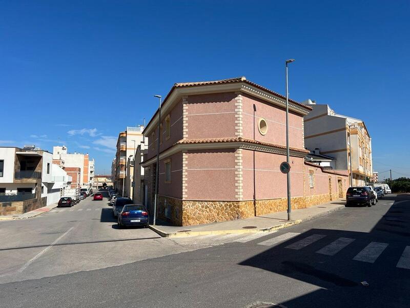 6 chambre Villa à vendre