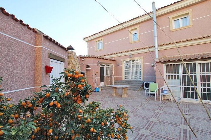 6 chambre Villa à vendre