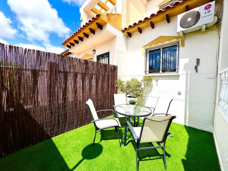 3 bedroom Townhouse for sale