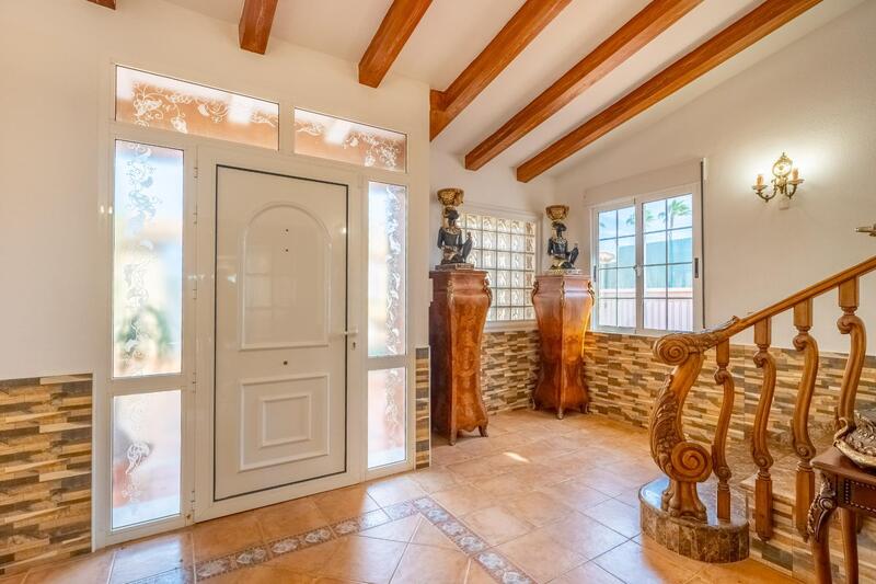 6 chambre Villa à vendre