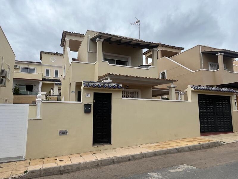 3 bedroom Duplex for sale